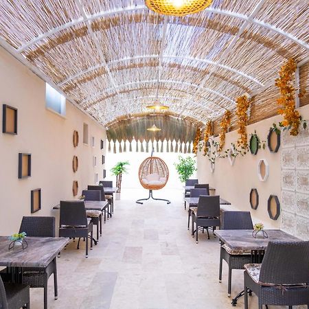 Ikarushotel Aydin Exteriör bild